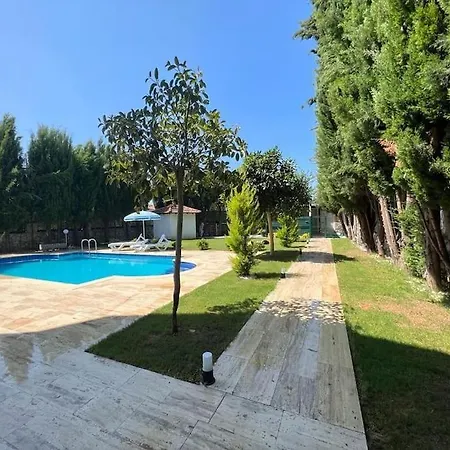 Oasis Tasin Zarafeti,modern Rahatlik וילה דלמן
