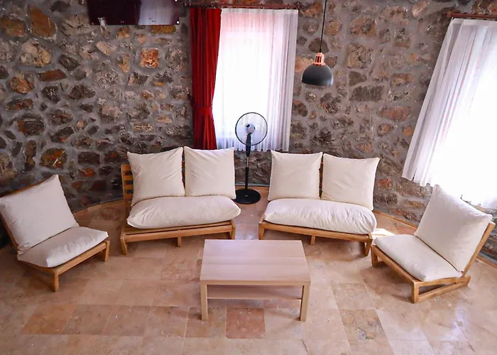 Oasis Tasin Zarafeti,modern Rahatlik Даламан