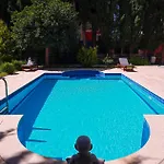Oasis Tasin Zarafeti,modern Rahatlik Vilă