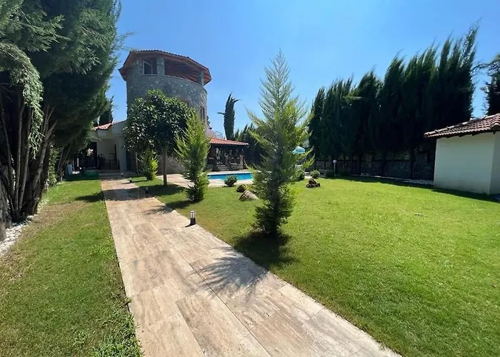 Oasis Tasin Zarafeti,modern Rahatlik Villa