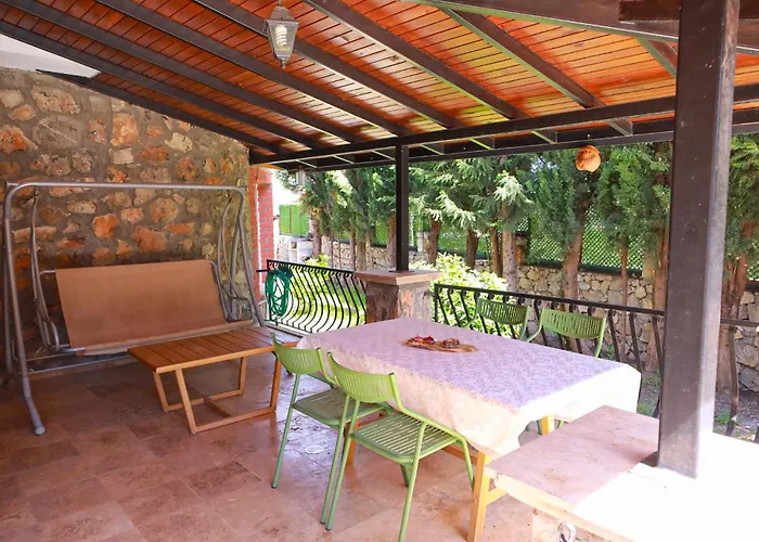 Villa Oasis Tasin Zarafeti,modern Rahatlik *