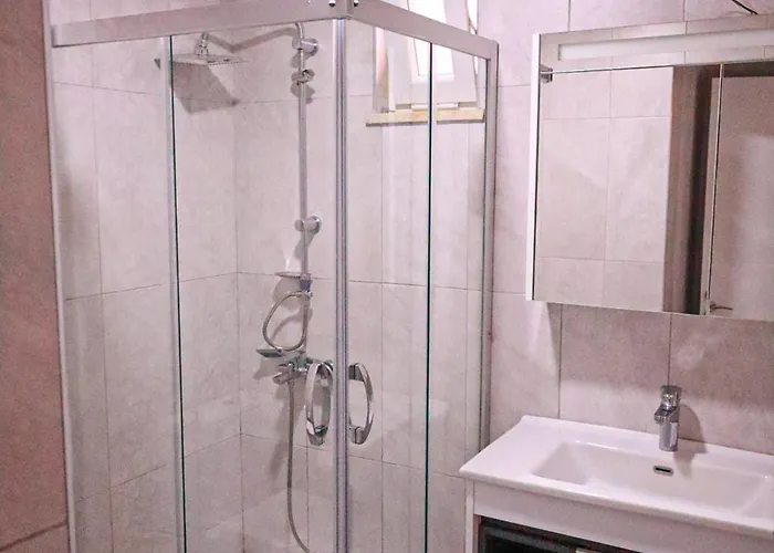 Oasis Tasin Zarafeti,modern Rahatlik Villa